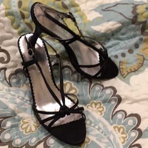 Rampage Black fabric heels